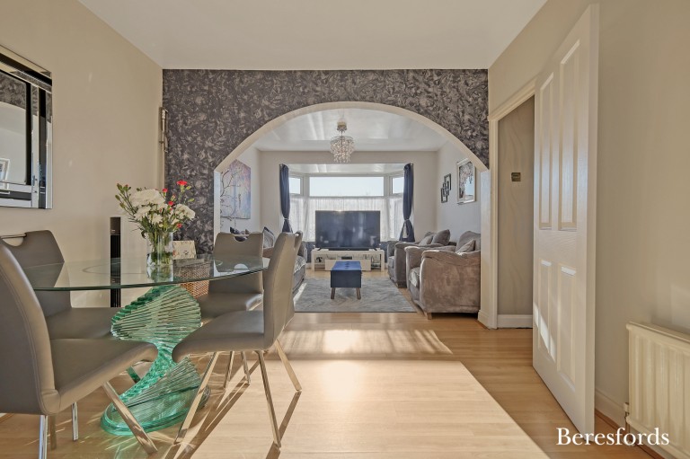 Images for Upper Rainham Road, Hornchurch, RM12