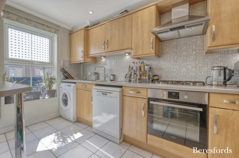 Click the photo for more details of Cypress Close, Laindon, Basildon, Essex, SS15