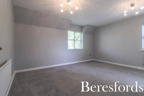 Click the photo for more details of Hazel Close, Laindon, Basildon, Essex, SS15