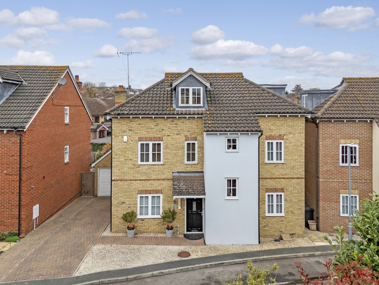 Click the photo for more details of Prower Close, Billericay, Essex, CM11