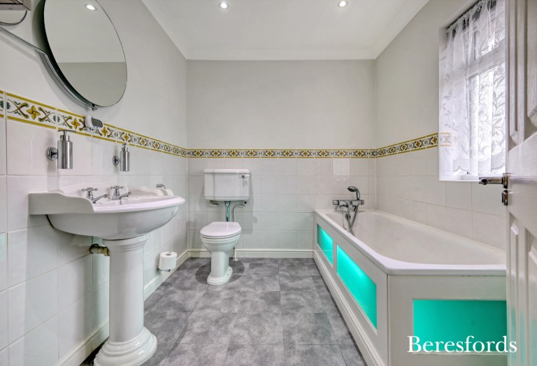 Images for Kent Gardens, Braintree, Essex, CM7