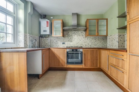 Click the photo for more details of Bradford Street, Braintree, Essex, CM7