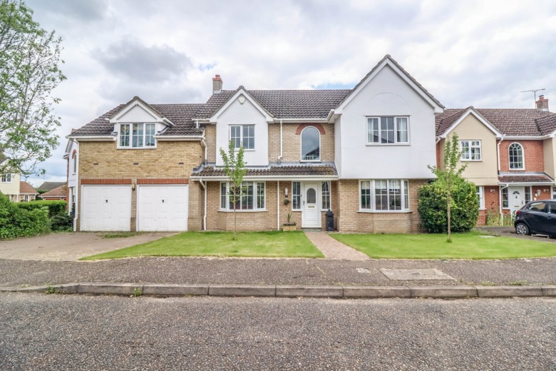 Click the photo for more details of Westergreen Meadow, Braintree, Essex, CM7
