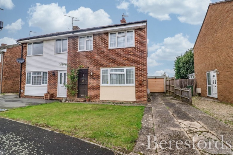 Click the photo for more details of St. Marys Close, Panfield, Braintree, Essex, CM7