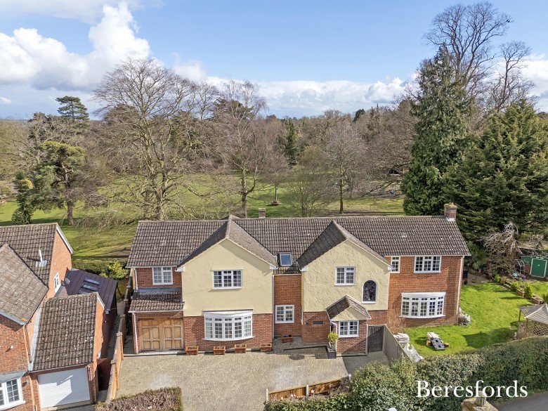 Click the photo for more details of St. Peters in the Field, Braintree, Essex, CM7