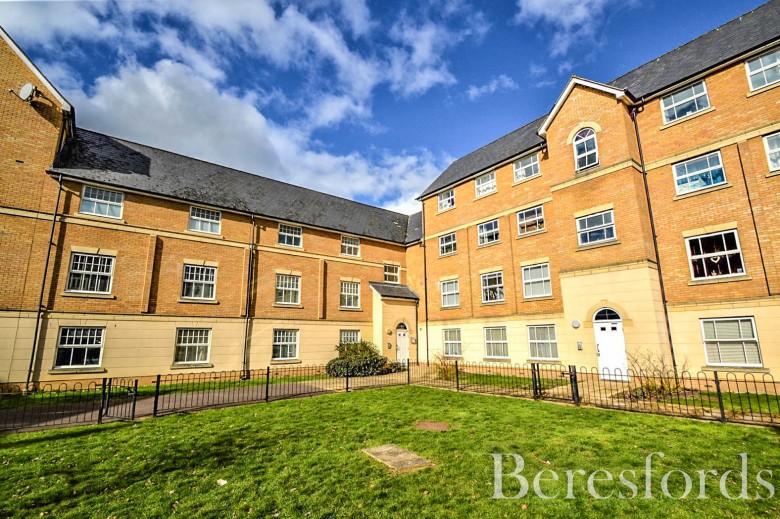 Click the photo for more details of Malyon Close, Braintree, Essex, CM7