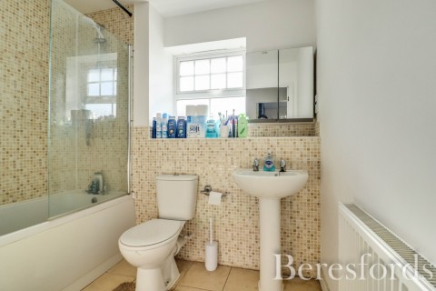 Click the photo for more details of Malyon Close, Braintree, Essex, CM7