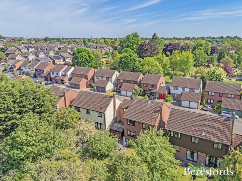 Click the photo for more details of Acorn Avenue, Braintree, Essex, CM7