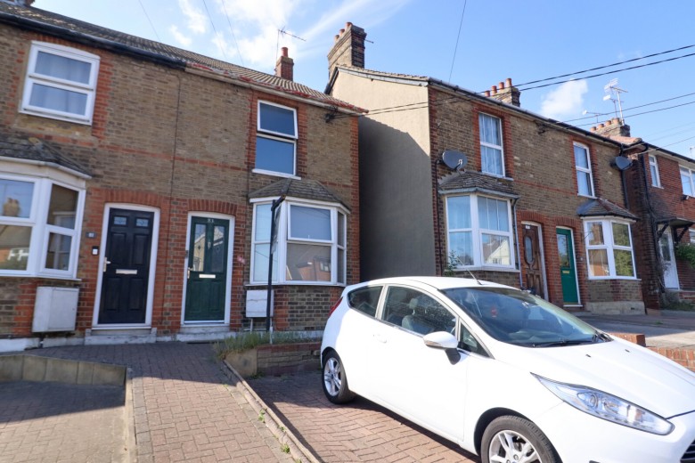 Click the photo for more details of Chapel Hill, Braintree, Essex, CM7