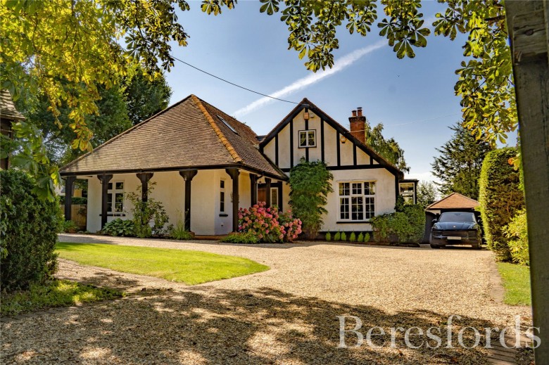 Click the photo for more details of East Hanningfield Road, Howe Green, Sandon, Essex, CM2
