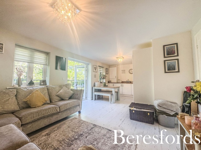 Images for Leaf Hill Drive, Romford, RM3