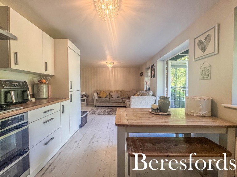 Images for Leaf Hill Drive, Romford, RM3