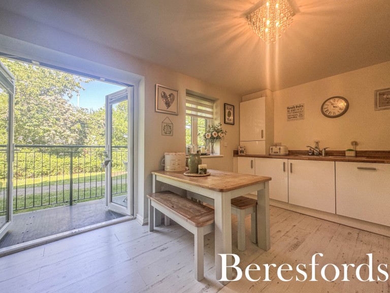 Images for Leaf Hill Drive, Romford, RM3