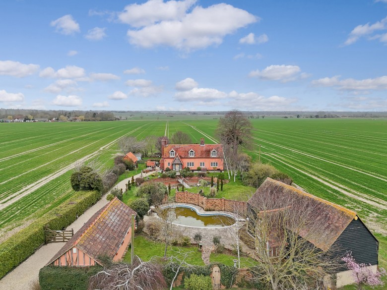 Click the photo for more details of Moats & Springs, Stambridge, Rochford, Essex, SS4