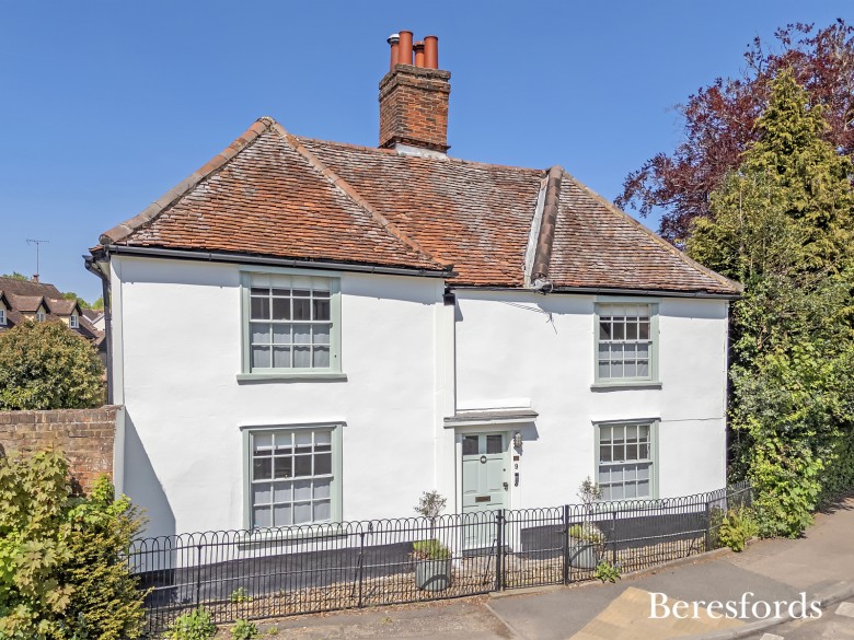 Click the photo for more details of Lodge Road, Writtle, Essex, CM1