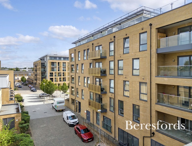 Click the photo for more details of Dunn Side, Chelmsford, Essex, CM1