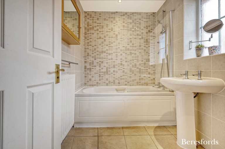 Images for Tapley Road, Chelmsford, Essex, CM1