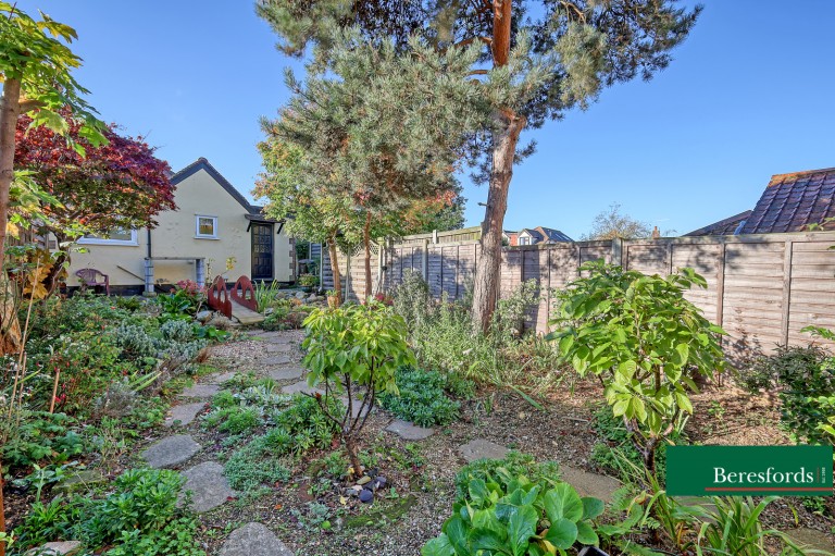Images for Wallace Crescent, Chelmsford, Essex, CM2