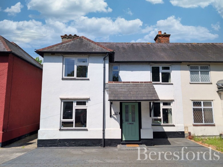 Click the photo for more details of Park Avenue, Chelmsford, Essex, CM1