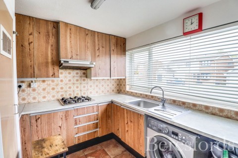 Click the photo for more details of Wallasea Gardens, Chelmsford, Essex, CM1