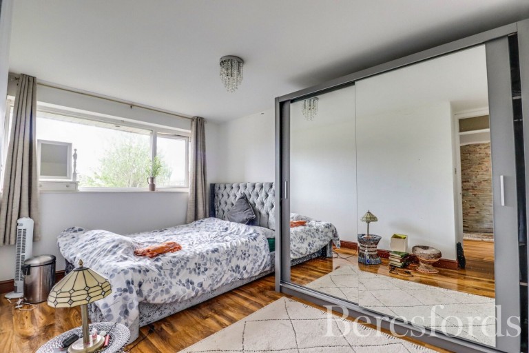 Images for Wallasea Gardens, Chelmsford, Essex, CM1