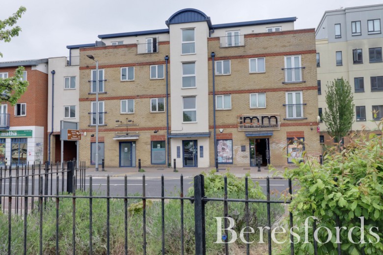 Click the photo for more details of New Street, Chelmsford, Essex, CM1