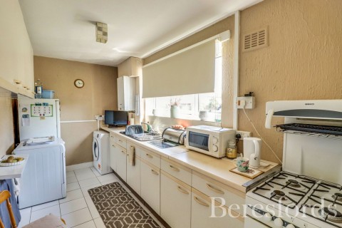 Click the photo for more details of Pennine Road, Chelmsford, Essex, CM1