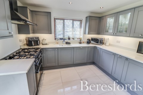 Click the photo for more details of Gate Lodge Square, Basildon, Essex, SS15