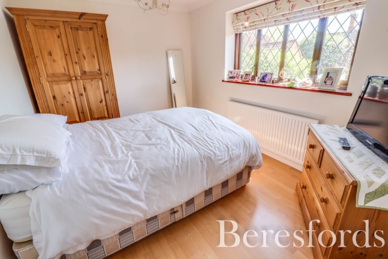 Images for Gate Lodge Square, Basildon, Essex, SS15