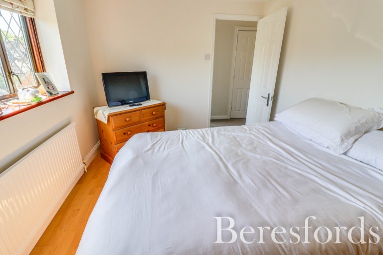 Images for Gate Lodge Square, Basildon, Essex, SS15