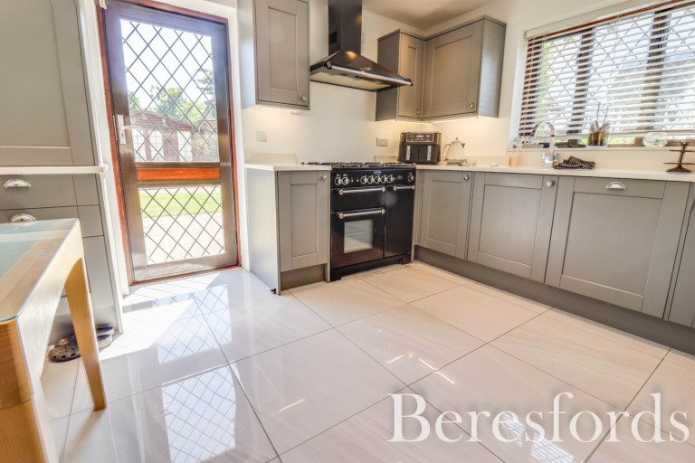 Images for Gate Lodge Square, Basildon, Essex, SS15