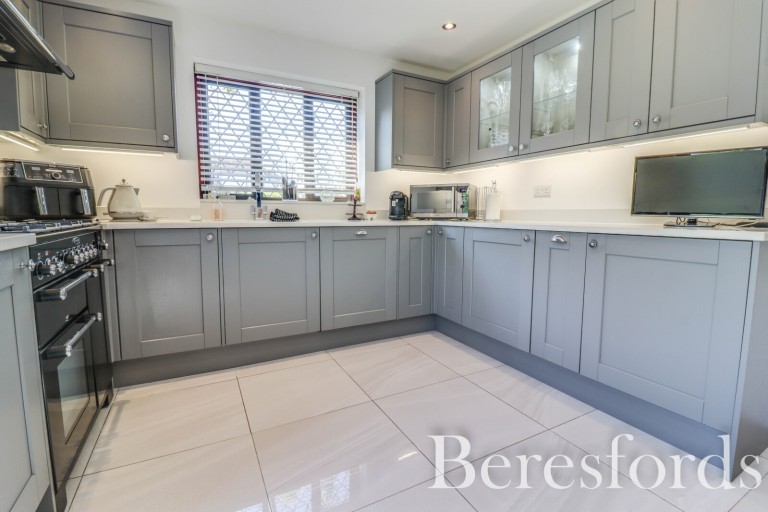 Images for Gate Lodge Square, Basildon, Essex, SS15