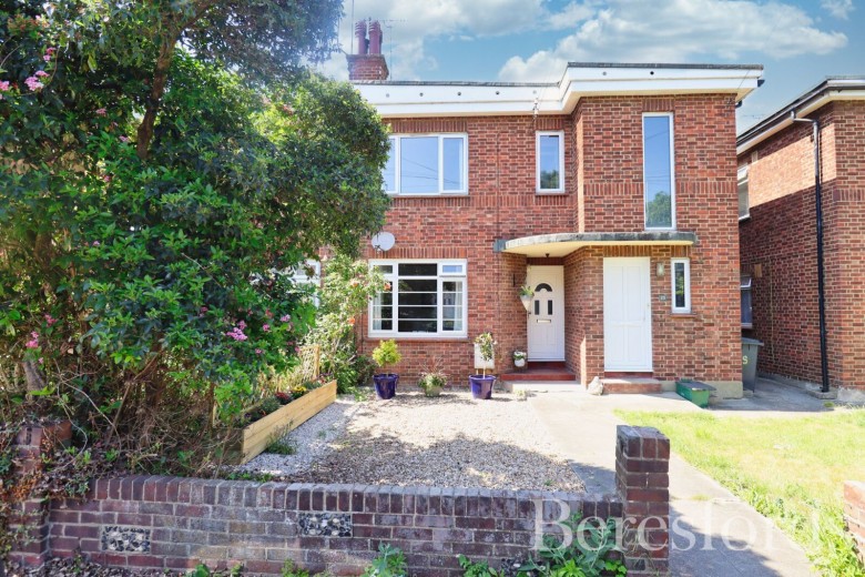Click the photo for more details of Shrublands Close, Chelmsford, Essex, CM2