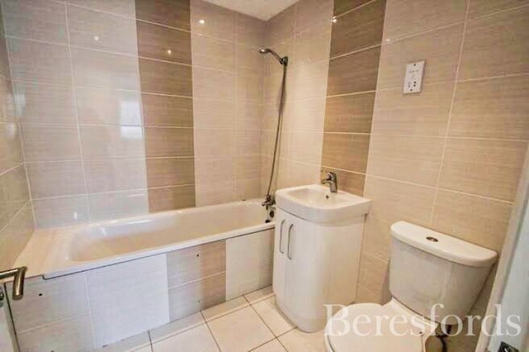 Images for Gosbecks View, Colchester, Essex, CO2