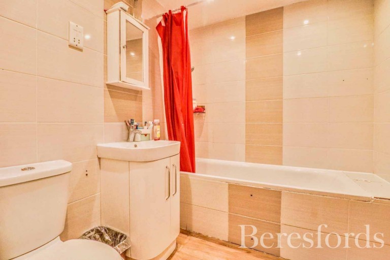 Images for Gosbecks View, Colchester, Essex, CO2