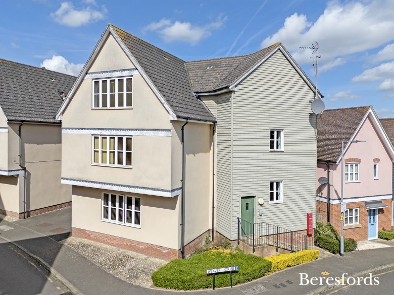 Click the photo for more details of Weavers Close, Dunmow, Essex, CM6