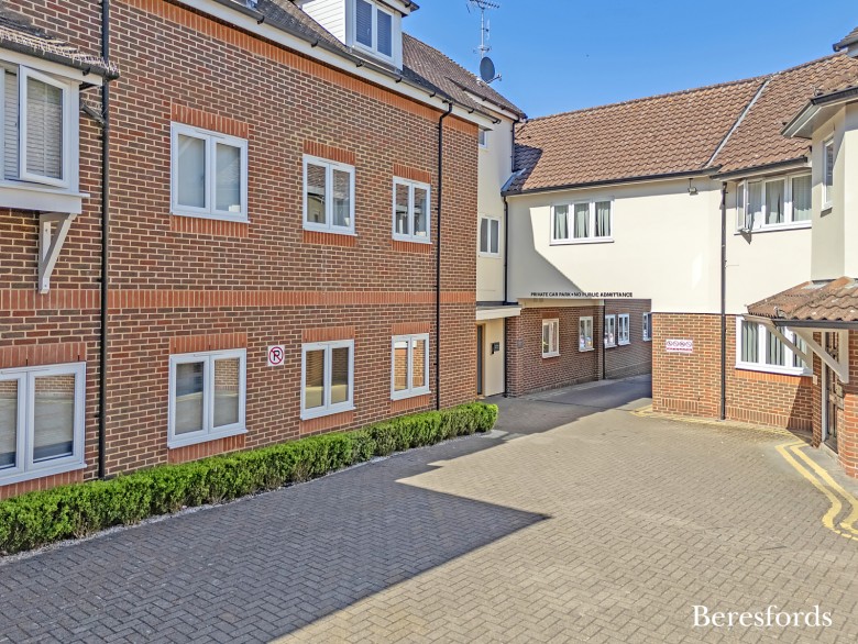 Click the photo for more details of High Street, Dunmow, Essex, CM6