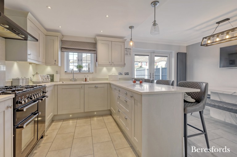Images for Glenton Way, Rise Park, Romford, RM1