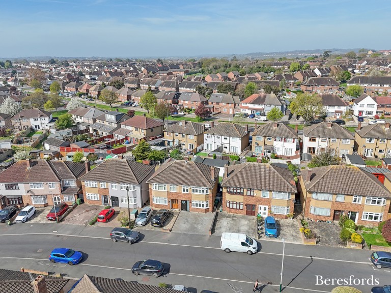 Images for Glenton Way, Rise Park, Romford, RM1