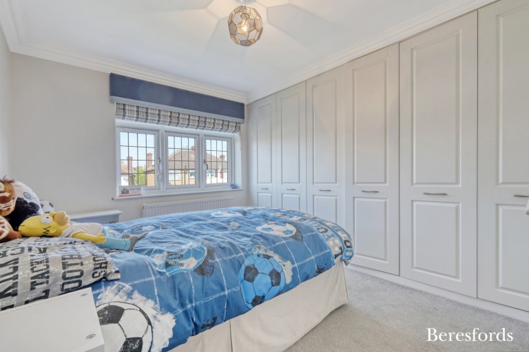 Images for Glenton Way, Rise Park, Romford, RM1