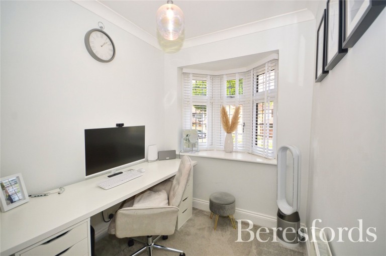 Images for Park End Road, Romford, RM1