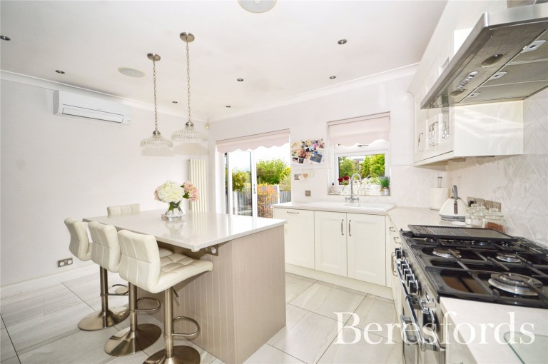 Images for Park End Road, Romford, RM1