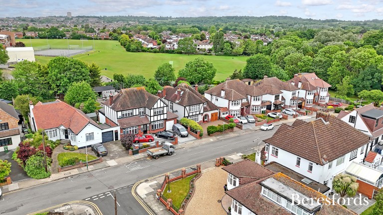 Images for Parkland Avenue, Romford, RM1