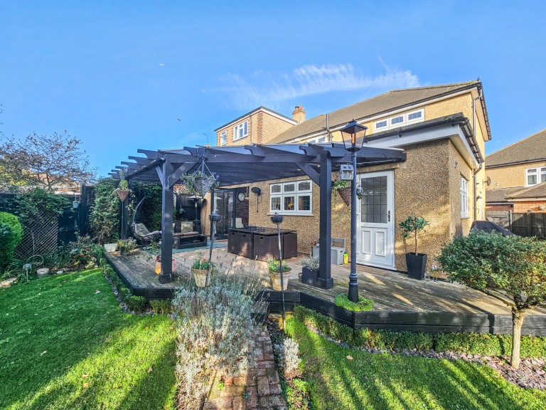 Images for Helmsdale Close, Rise Park, RM1