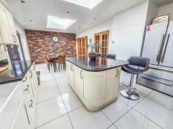 Images for Helmsdale Close, Rise Park, RM1