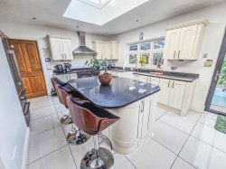 Images for Helmsdale Close, Rise Park, RM1