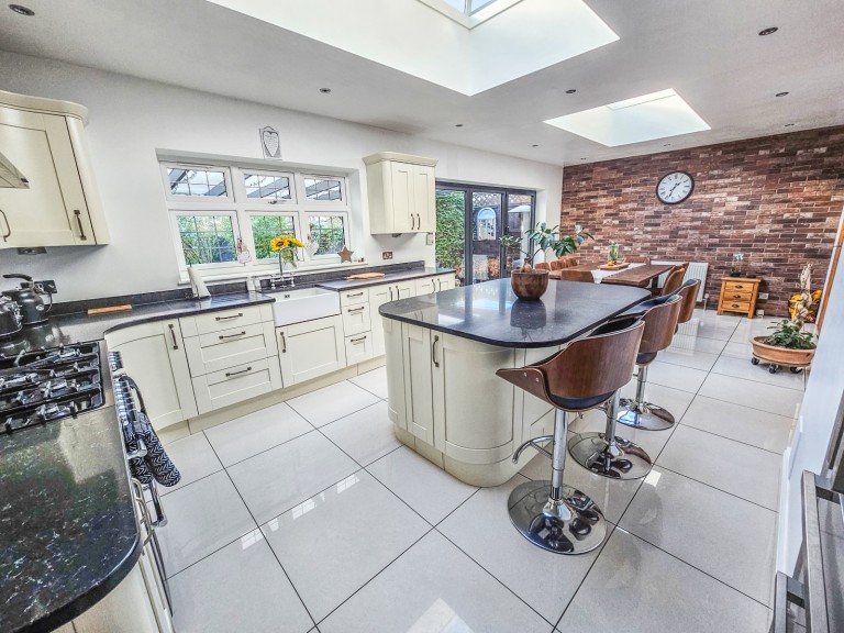 Images for Helmsdale Close, Rise Park, RM1