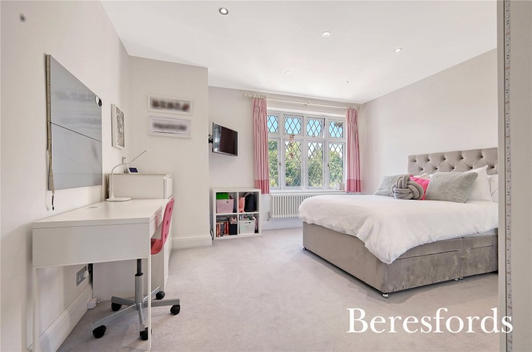 Images for Broadway, Gidea Park, Romford, RM2