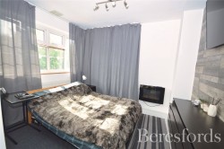 Images for Eastern Avenue East, Romford, RM2
