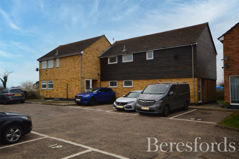 Click the photo for more details of Oak Court, Oak Street, Romford, RM7